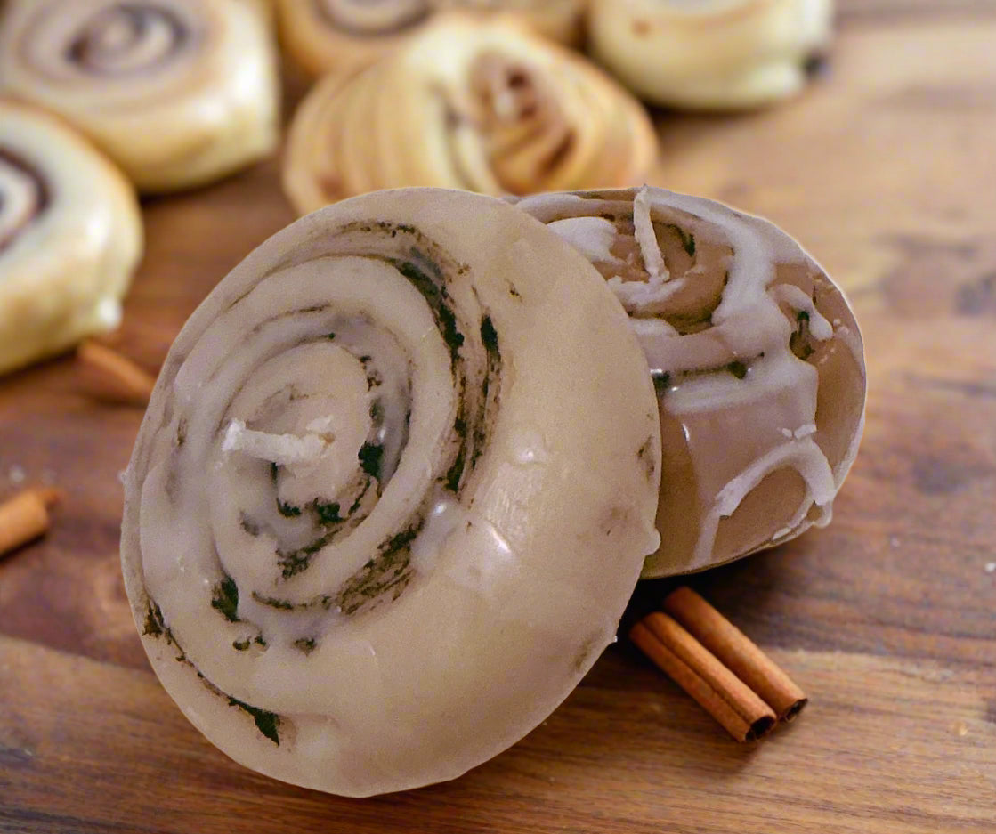 CINNAMON AND VANILLA Accent Candles- 2 Pcs