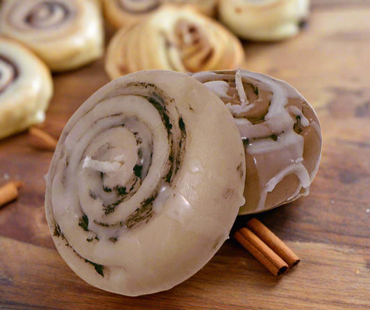 CINNAMON AND VANILLA Accent Candles- 2 Pcs